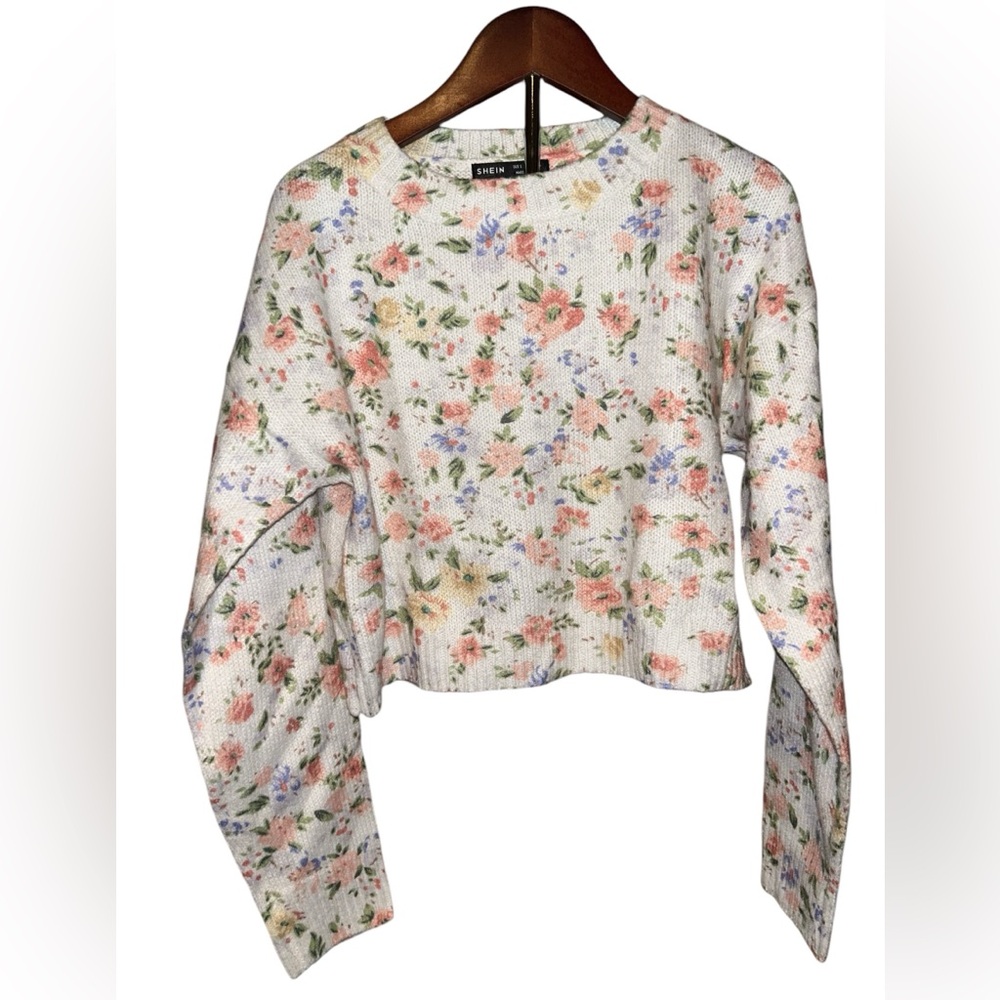Floral Cropped Sweater